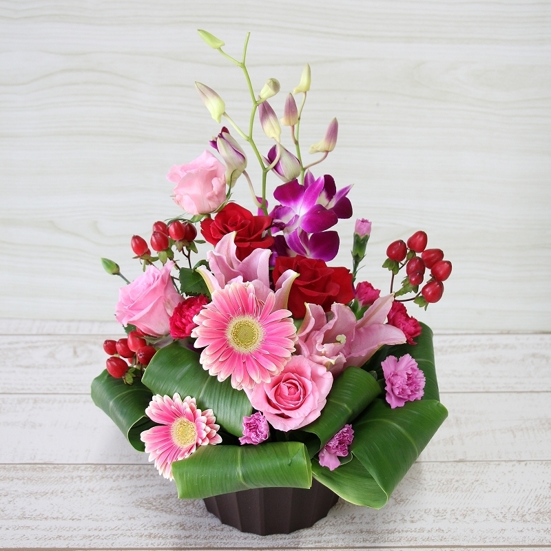 生花アレンジメントmサイズ 宮崎の花ギフト通販 フラワーショップコスモス 生花アレンジメントmサイズ 宮崎の花ギフト通販 フラワーショップコスモス